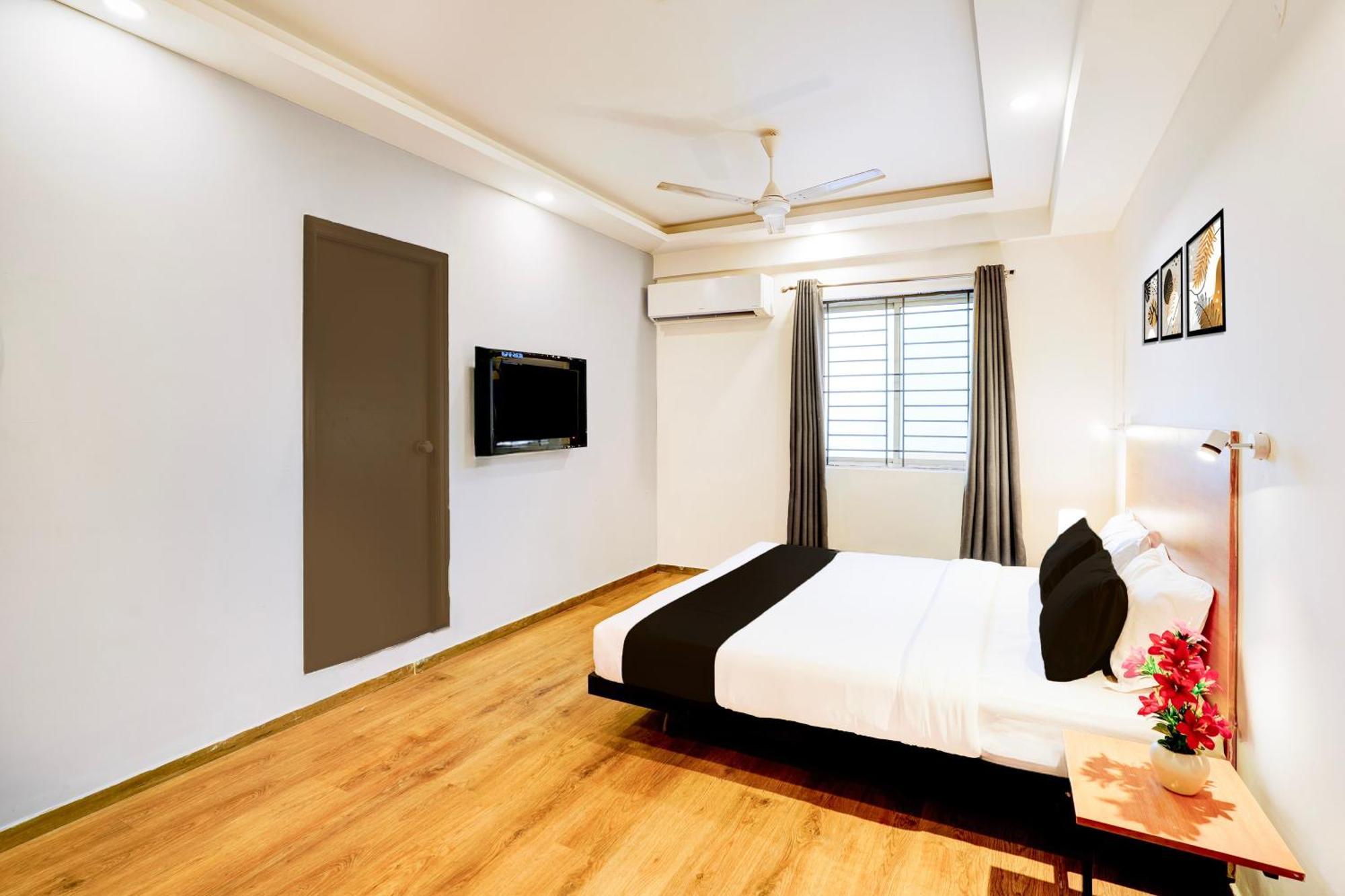 Отель Super Townhouse Jayanagar Бангалор Экстерьер фото