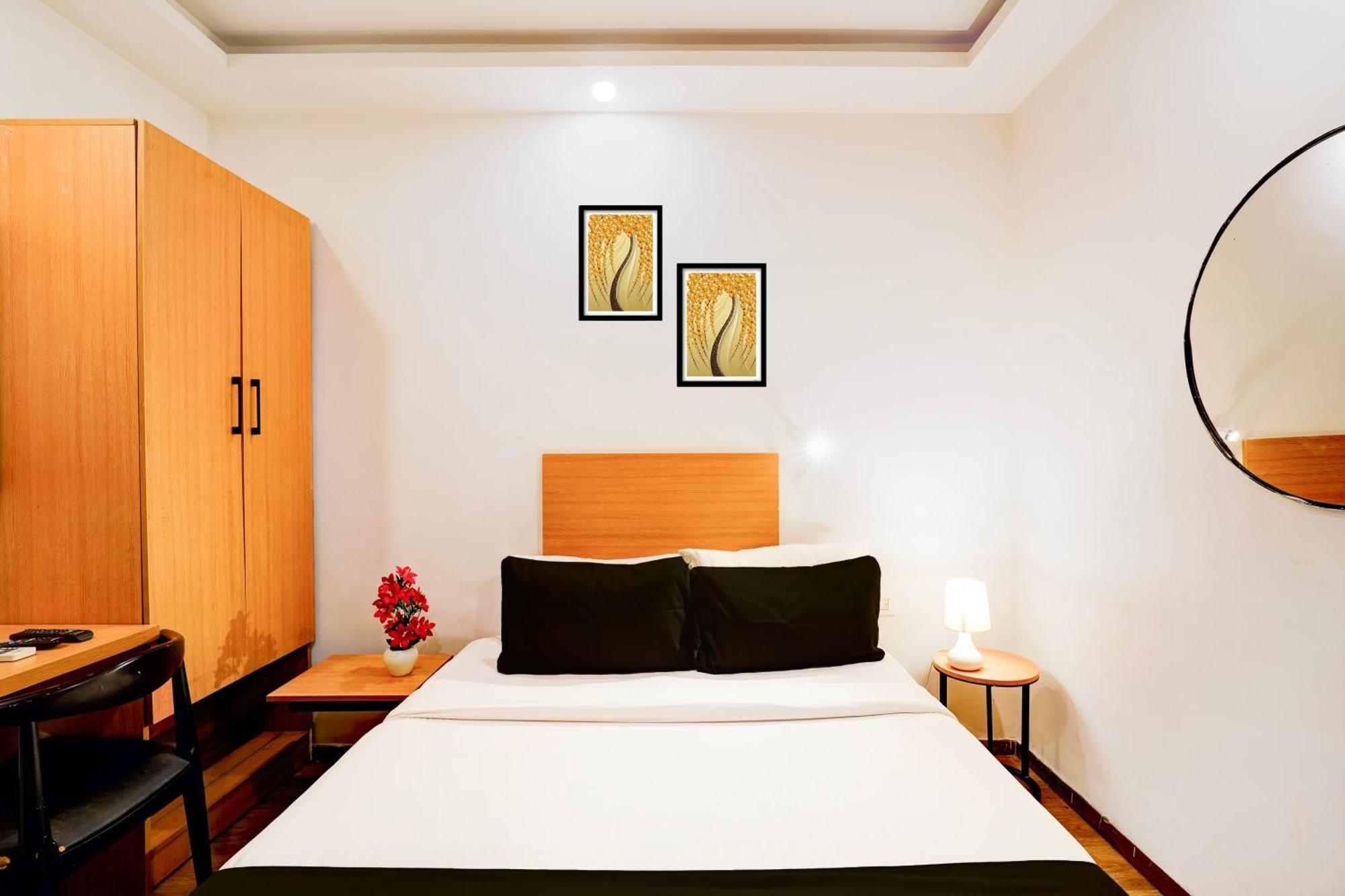 Отель Super Townhouse Jayanagar Бангалор Экстерьер фото