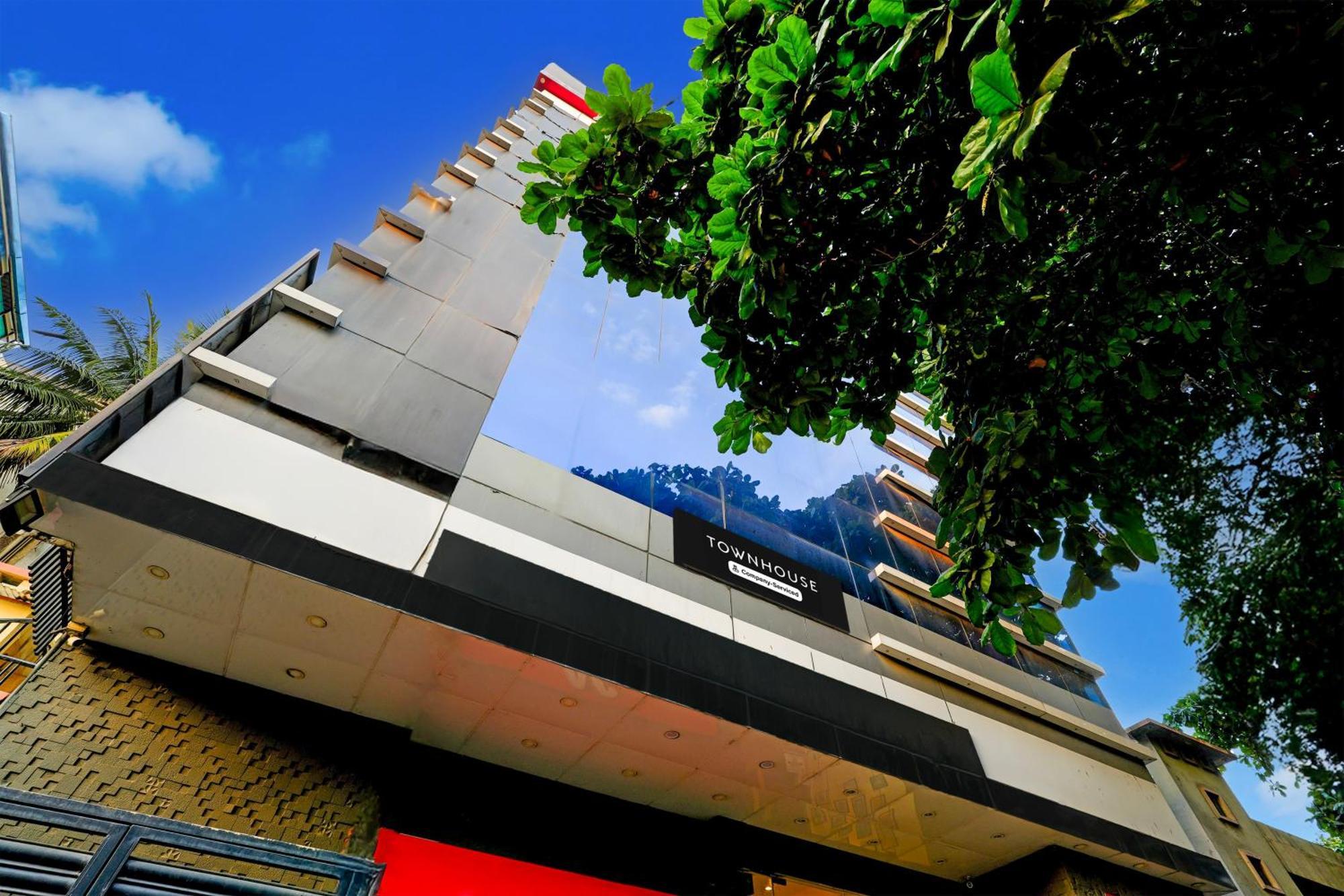 Отель Super Townhouse Jayanagar Бангалор Экстерьер фото